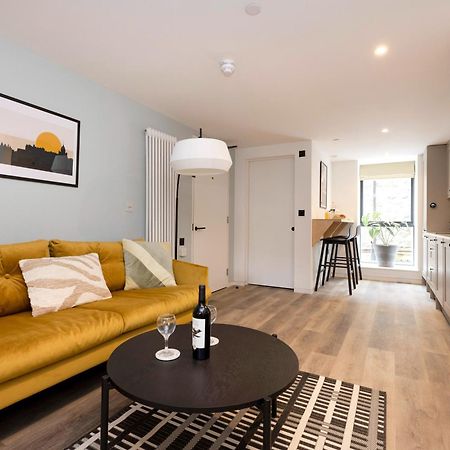 Charming Studios Near Holyrood Park & Calton Hill إدنبرة الغرفة الصورة