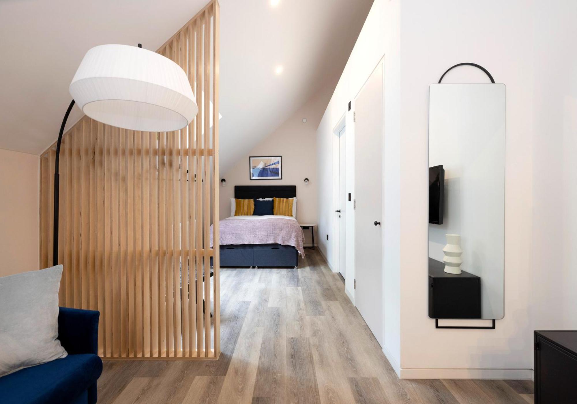Charming Studios Near Holyrood Park & Calton Hill إدنبرة الغرفة الصورة