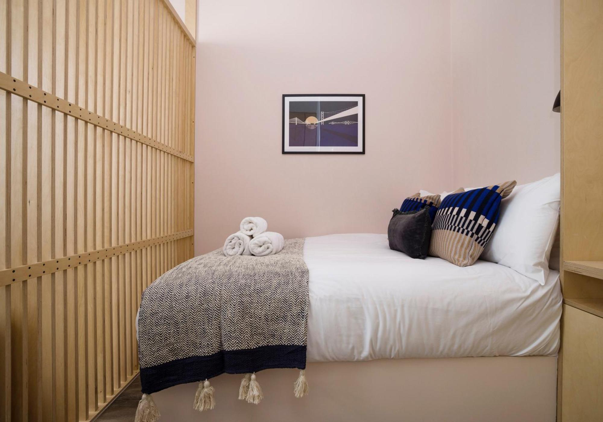 Charming Studios Near Holyrood Park & Calton Hill إدنبرة الغرفة الصورة