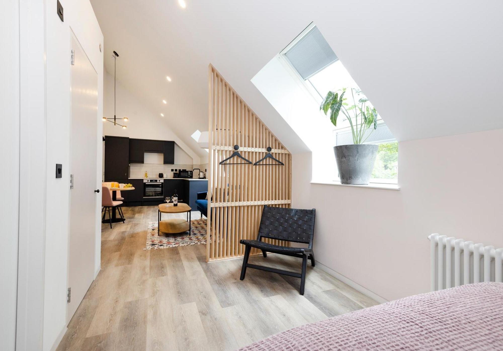 Charming Studios Near Holyrood Park & Calton Hill إدنبرة الغرفة الصورة