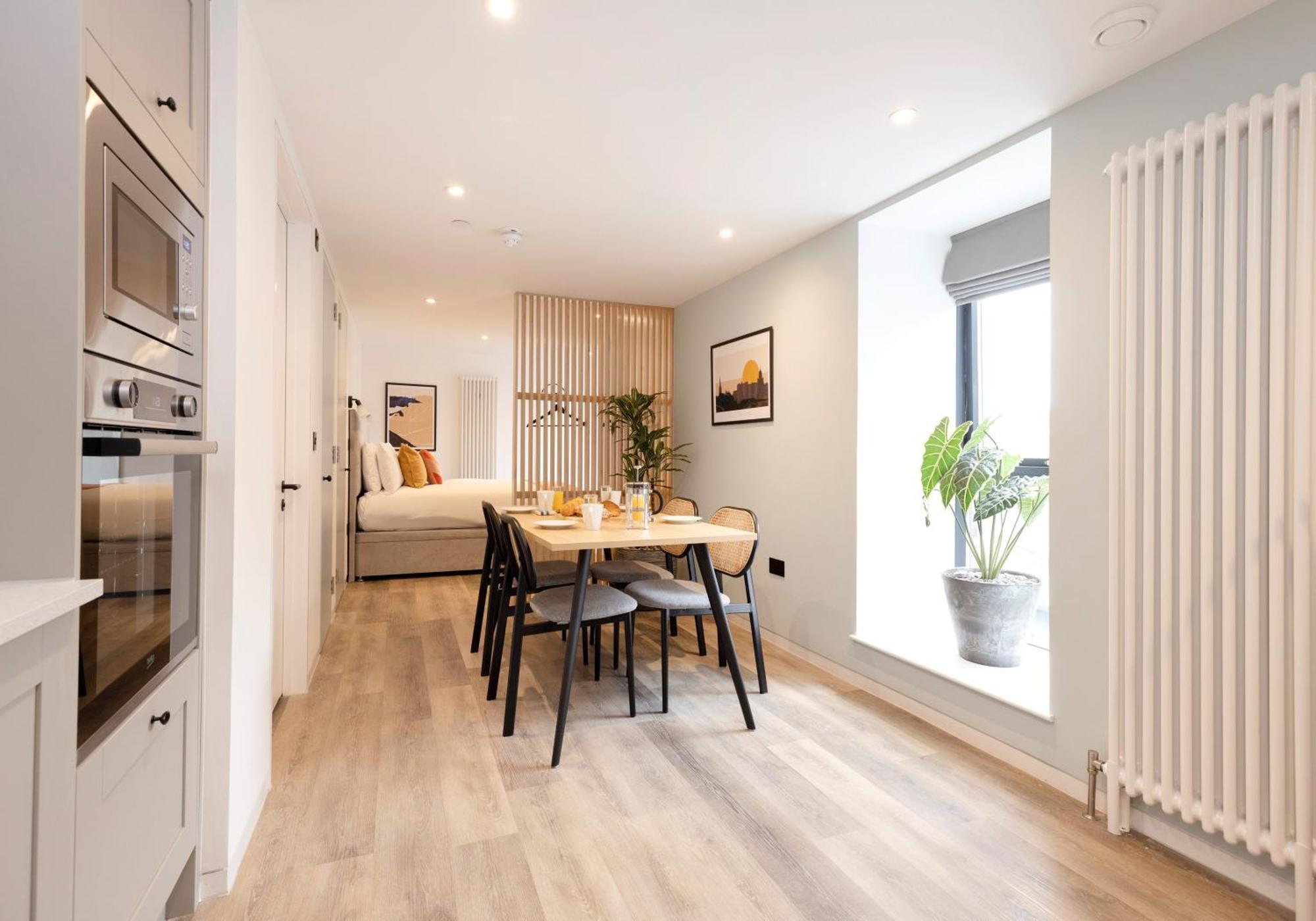 Charming Studios Near Holyrood Park & Calton Hill إدنبرة الغرفة الصورة