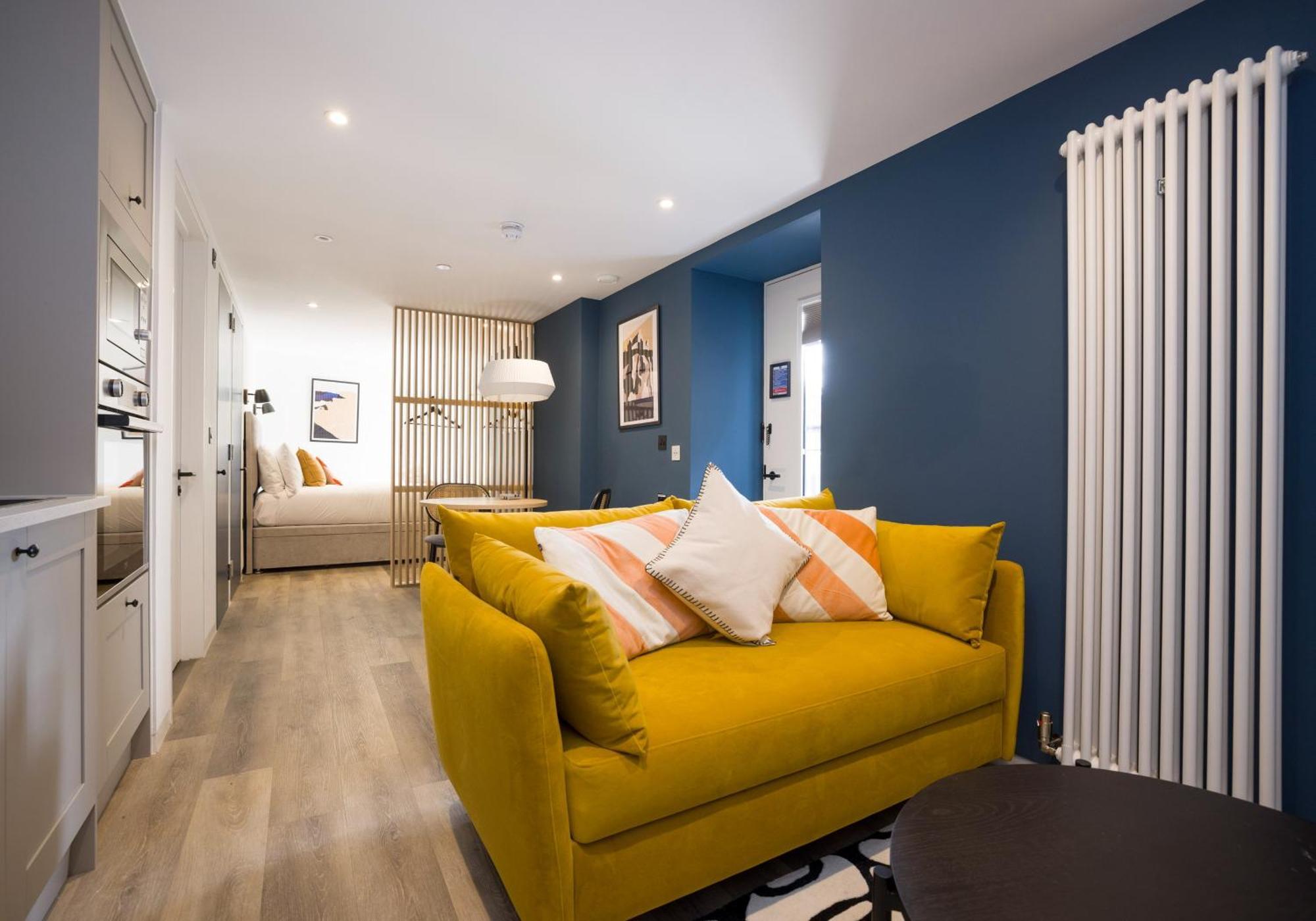 Charming Studios Near Holyrood Park & Calton Hill إدنبرة الغرفة الصورة