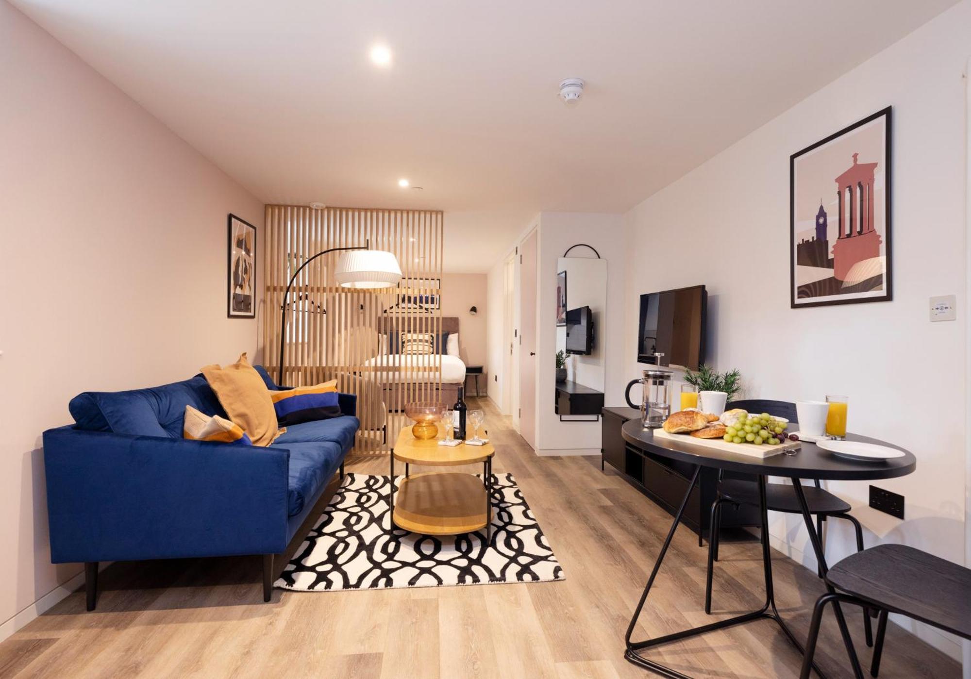 Charming Studios Near Holyrood Park & Calton Hill إدنبرة الغرفة الصورة