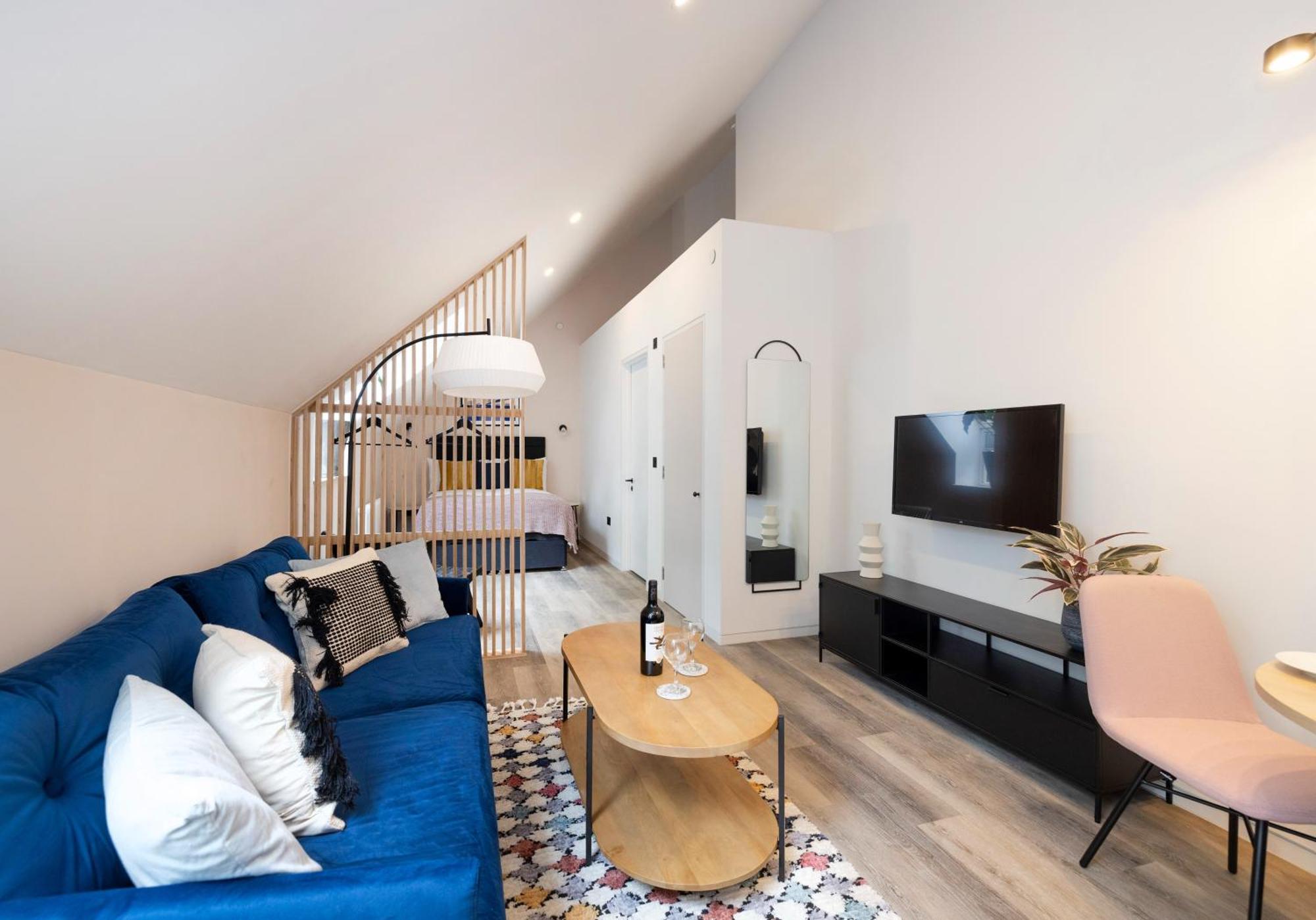 Charming Studios Near Holyrood Park & Calton Hill إدنبرة الغرفة الصورة